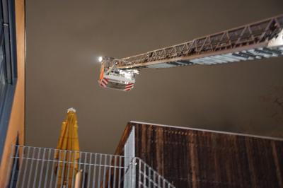 Stuttgart-West:Brand im Generationenhaus loest Grossalarm der Feuerwehr aus 